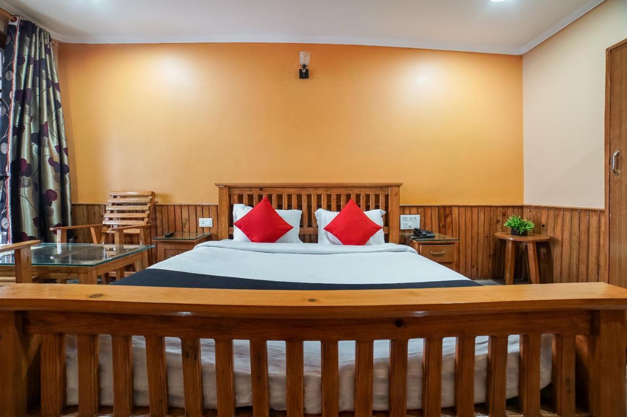 Capital O 47240 Hotel Blossom Resort Kausani Εξωτερικό φωτογραφία
