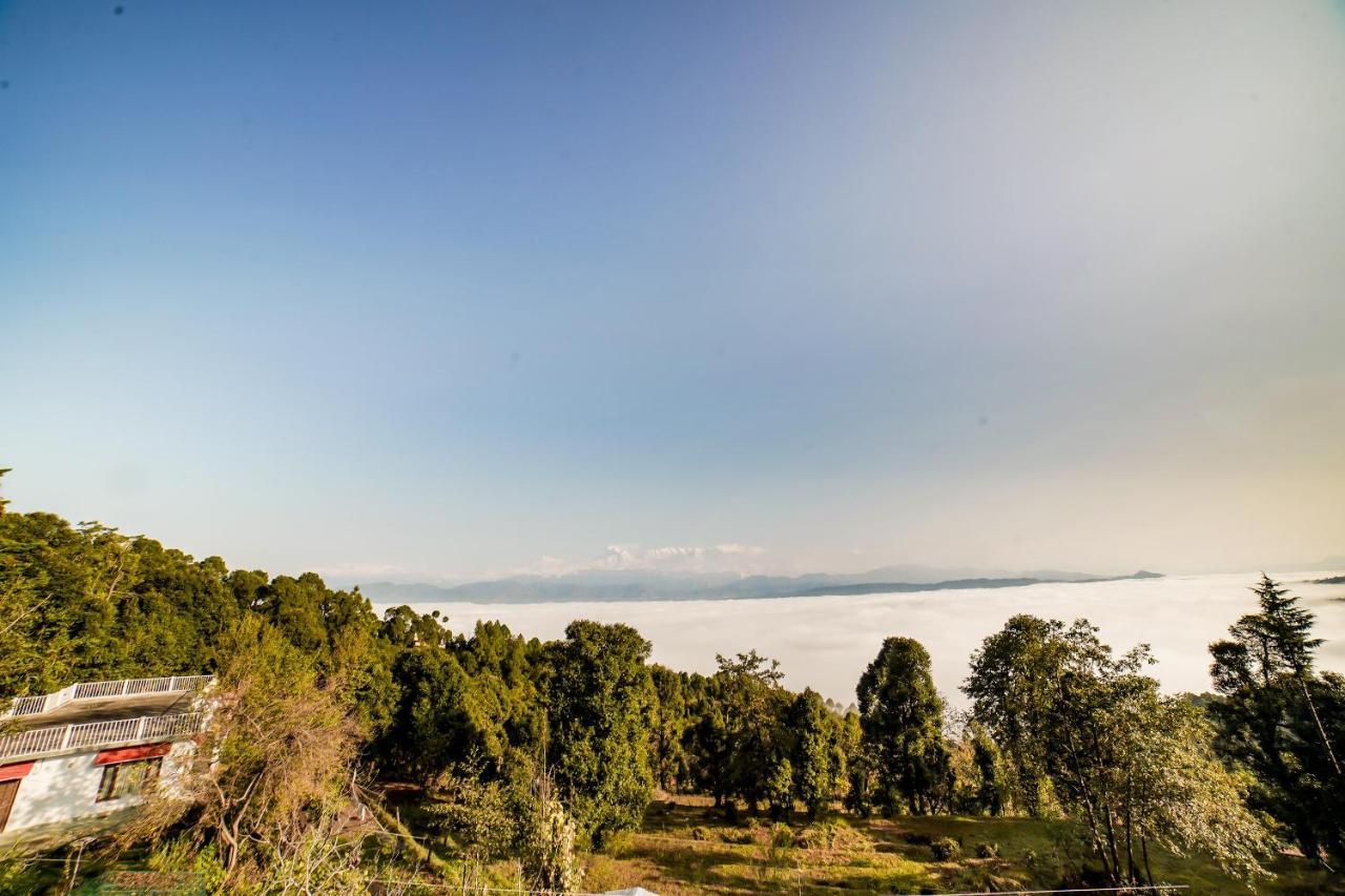 Capital O 47240 Hotel Blossom Resort Kausani Εξωτερικό φωτογραφία