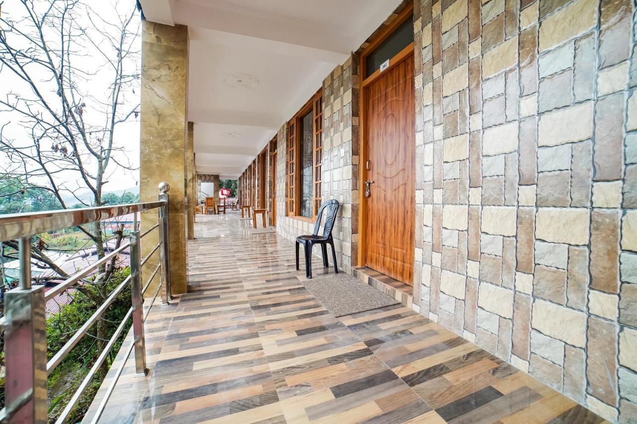 Capital O 47240 Hotel Blossom Resort Kausani Εξωτερικό φωτογραφία
