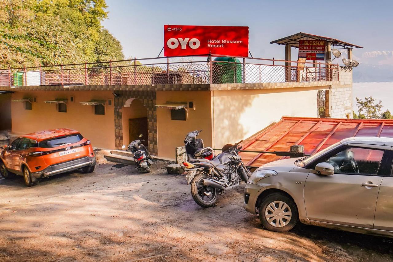 Capital O 47240 Hotel Blossom Resort Kausani Εξωτερικό φωτογραφία